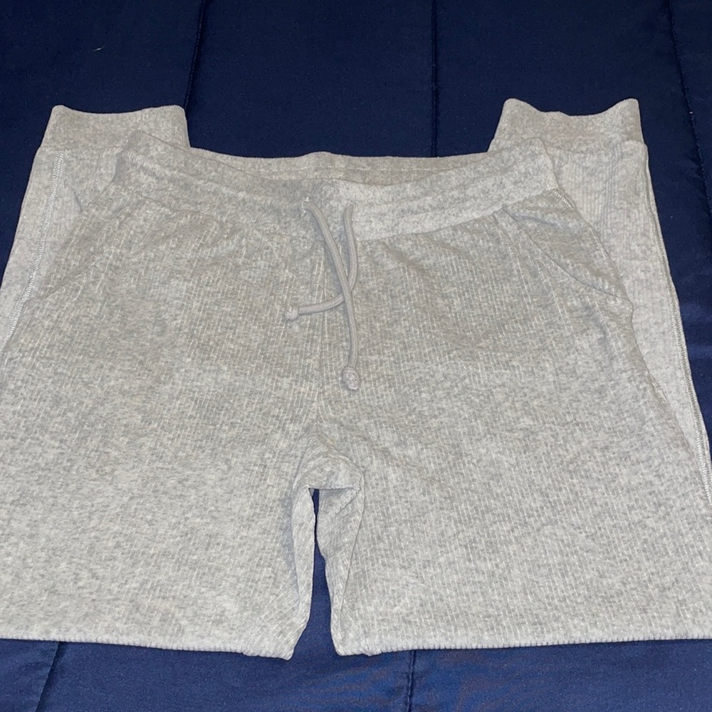 American Eagle lounge pants